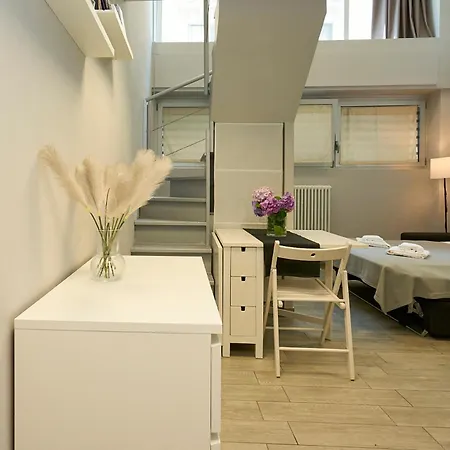 Design White Loft - Ac Wifi 10 Minutes From Duomo Appartement